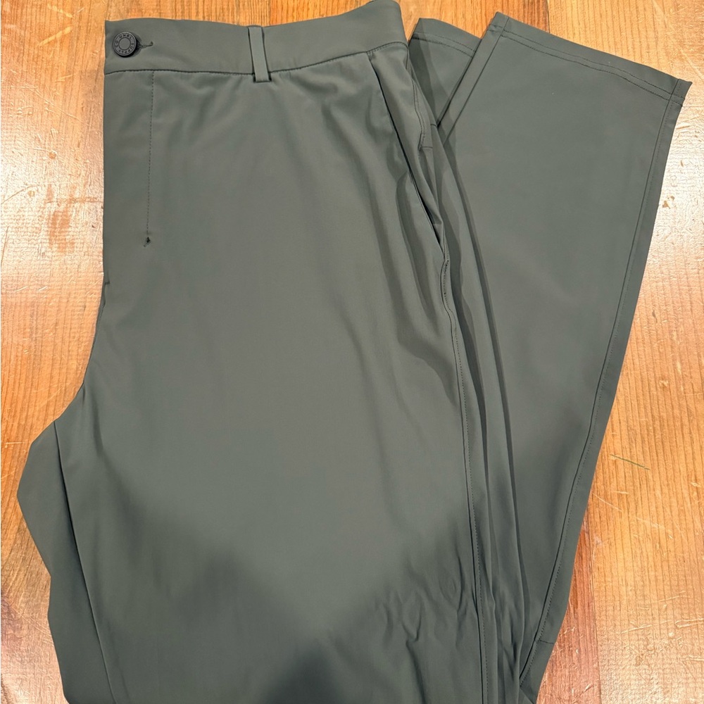 UNRL Concourse pant